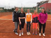Romanka Tarajová, Daniela Hláčiková, Nina Ličková, Rebeka Martančíková a Lenka Hláčiková